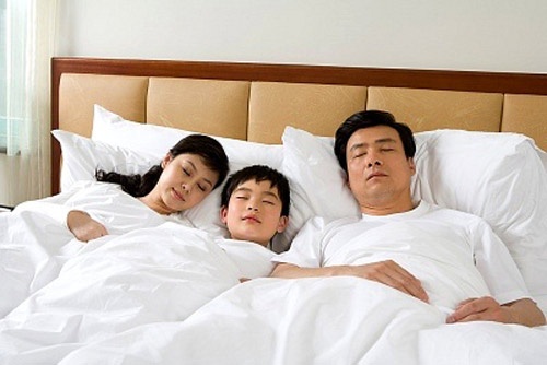 Nam dem mua he the nao de vua mat vua khoe? hinh anh