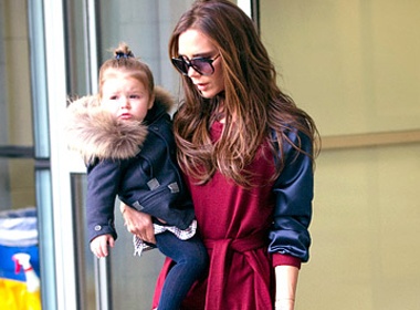 Nhung set do dao pho dat do cua sao Hollywood hinh anh