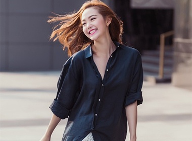 Minh Hang tre trung voi loat so mi oversize hinh anh