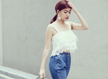 Bi quyet mix chiec ao mat me nhat he cua sao Viet hinh anh