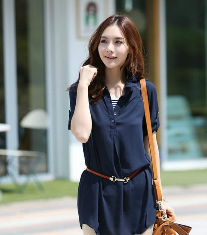 3. Áo dáng dài: Những chiếc áo sơ mi, áo thun dáng dài, hay cardigan sẽ giúp bạn luôn tự tin và nổi bật. 