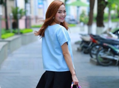 Minh Hang goi y cach mix vay ngan dang yeu ngay he hinh anh