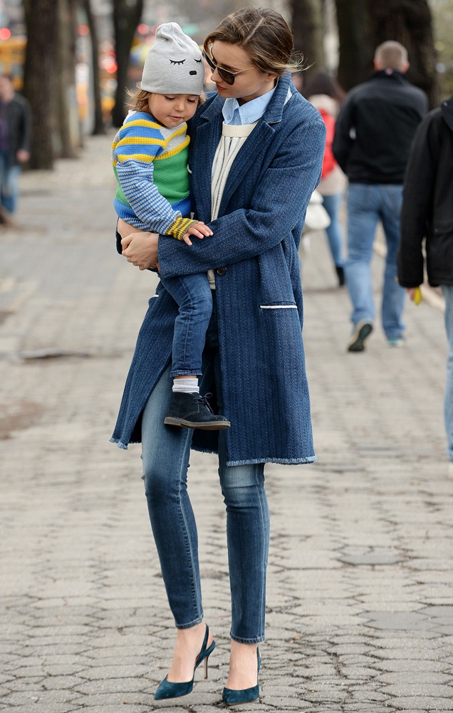 Manolo Blahnik Suede Carolyne $625 -13,2 triệu đồng