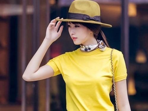 Tin do thoi trang chuong mot dung khan lam dieu hinh anh