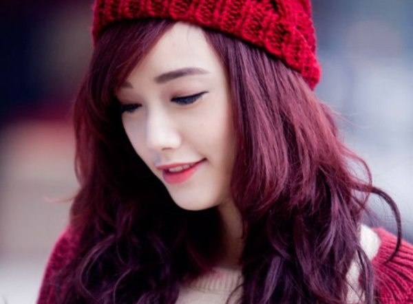 5 mau toc nhuom giup ton da trang sang hinh anh