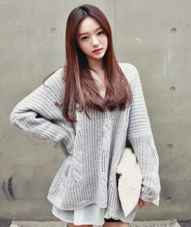 4. Nâu ánh đồng: Nâu ánh đồng được xem là gam màu sành điệu nhưng lại không bao giờ lỗi mốt. Kiểu màu này là sự pha trộn đầy thú vị giữa sắc nâu, đỏ và cam.