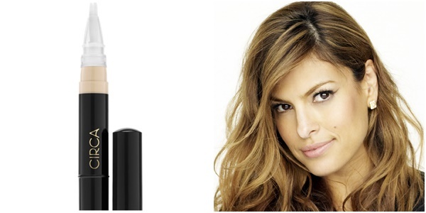 5. Eva Mendes: Kem che khuyết điểm thuộc thương hiệu Circa của Eva Mendes có tác dụng che khuất vết quầng thâm mắt xấu xí, đồng thời cũng loại bỏ những nếp nhăn tuổi già vô cùng hiệu quả. 