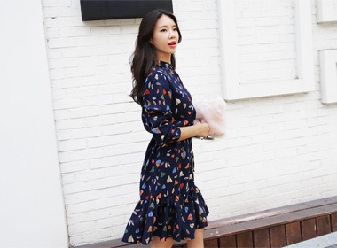 Vay midi khien gioi tre Han phat sot hinh anh