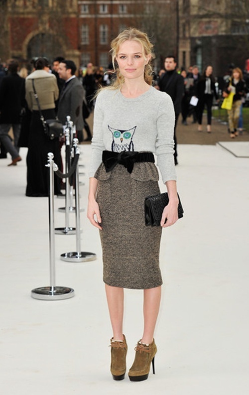 Sự kết hợp giữa dáng váy bút chì và peplum giúp Kate Bosworth bừng sáng trên thảm đỏ.