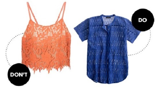 1. Áo ren: Khi muốn diện chất liệu ren đến công sở, bạn cần chú ý cách chọn kiểu dáng nếu không muốn mọi người nghĩ bạn đang mặc đồ ngủ ra đường. Hãy tránh xa những kiểu áo sát nách hay 2 dây, thay vào đó hãy lựa chọn những chiếc áo ren tay cộc hoặc tay lỡ. Ngoài ra, bạn có thể mặc thêm những chiếc áo thun mỏng bên trong giúp bạn không quá hở hang và thêm tự tin hơn.