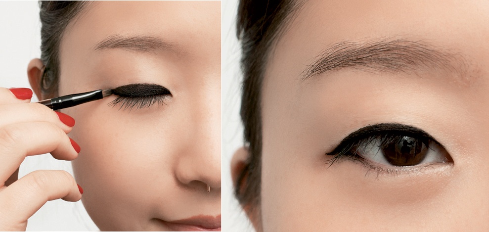 8. Với mắt một mí, hãy vẽ dày để nổi bật đường eyeliner: Nếu mắt bạn một mí hoặc mí bị sụp, bạn nên vẽ đường eyeliner thật dày để khi mở mắt, đường vẽ sẽ hiện ra rõ hơn. Cách vẽ này sẽ giúp đôi mắt bạn trông to và khắc phục tình trạng hai mắt không đều nhau.