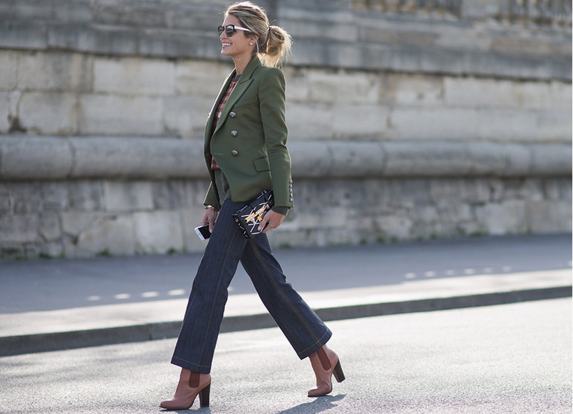 5. Nhiều người nghĩ rằng quần jeans lửng sẽ không kết hợp được với bốt. Đó hoàn toàn là sai lầm. Tuy nhiên, với bộ đồ này, bạn cần chọn áo cẩn thận để cân bằng tổng thể.