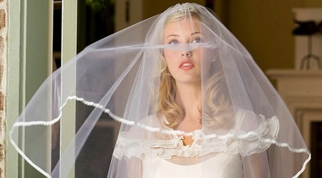 Mua cuoi, chon voan dep cho co dau hinh anh