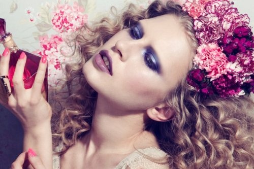 Chon mui nuoc hoa cho tung cung hoang dao hinh anh