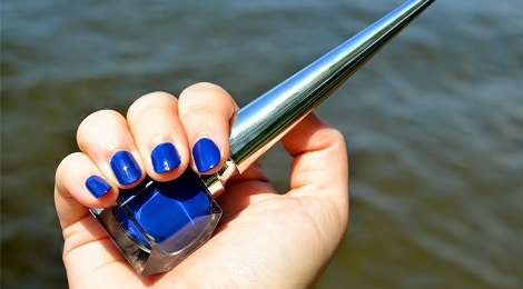 Nhung mau nail dang thu trong ngay lanh hinh anh