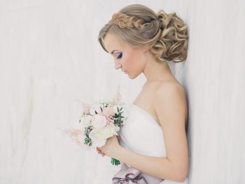 6 kieu toc dep hoan hao cho co dau hinh anh