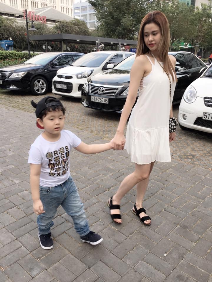 Gu thoi trang tre trung cua Truong quynh anh anh 11