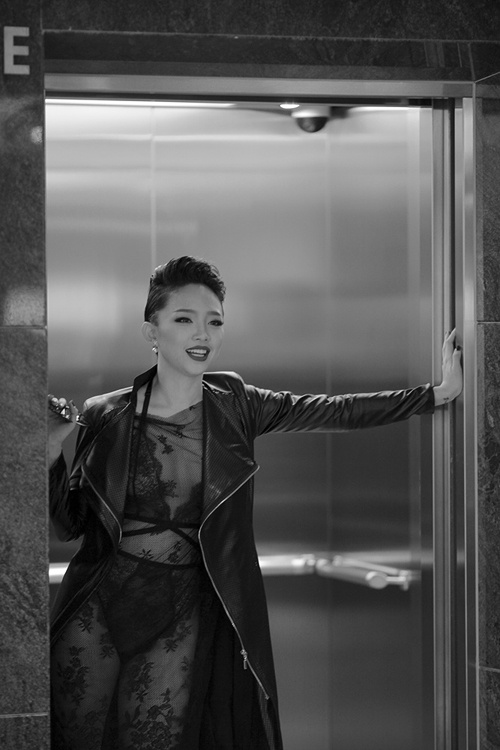 Thời trang khoe nội y của sao việt ảnh 10 Thoi trang khoe noi y cua sao viet anh 10