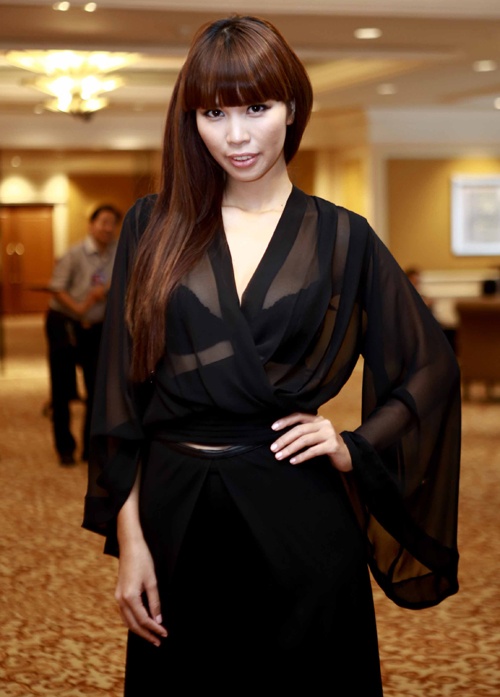 Thời trang khoe nội y của sao việt ảnh 11 Thoi trang khoe noi y cua sao viet anh 11