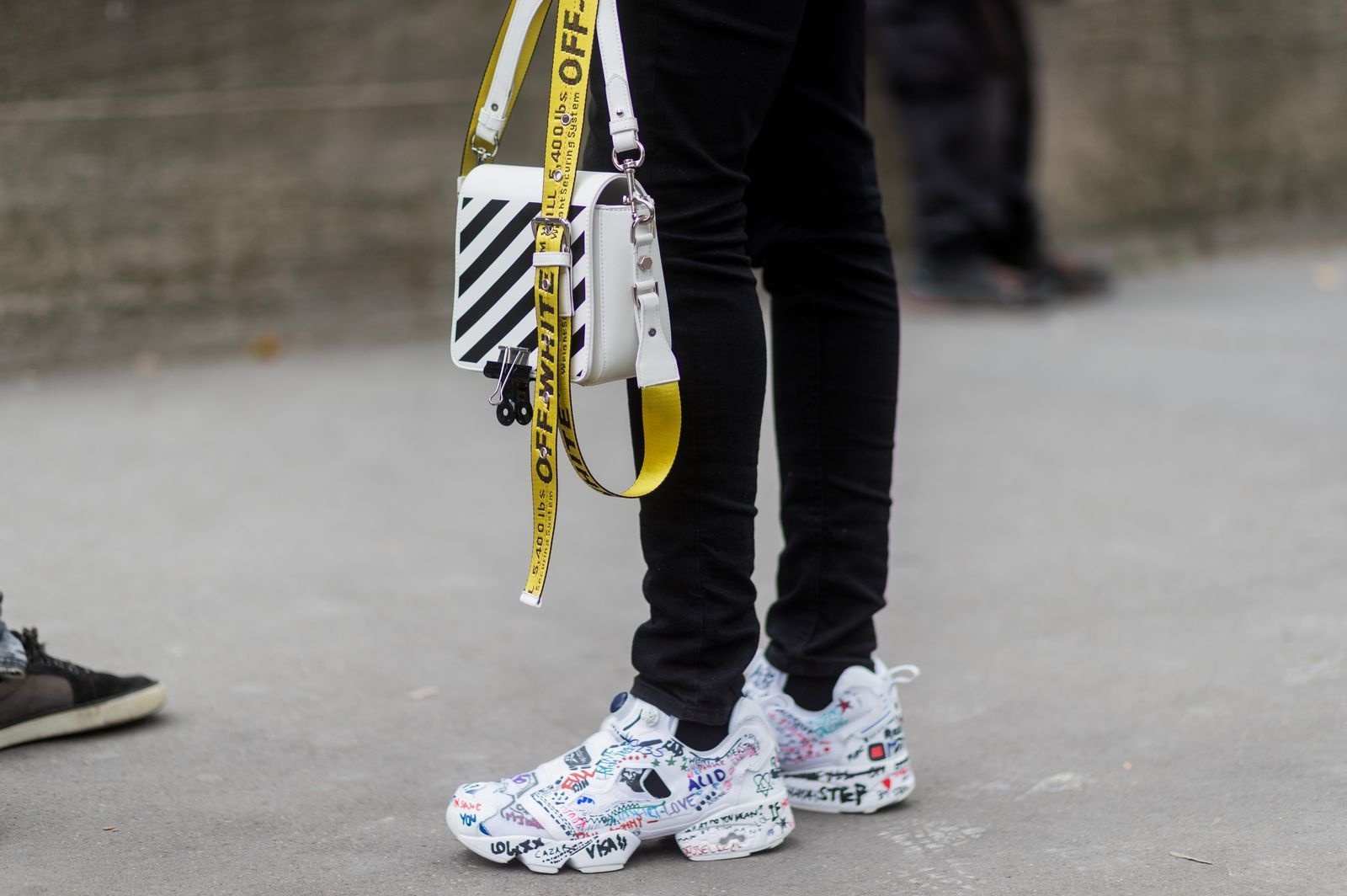 xu hướng dad sneakers ảnh 3 xu huong dad sneakers anh 3