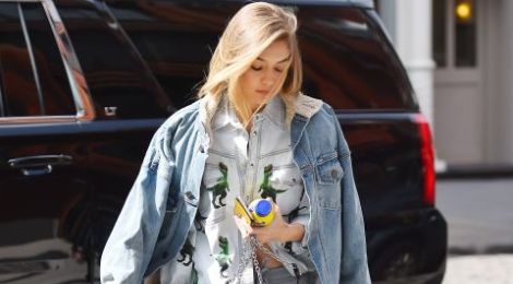 Street style nang dong dau nam 2016 cua Gigi Hadid hinh anh