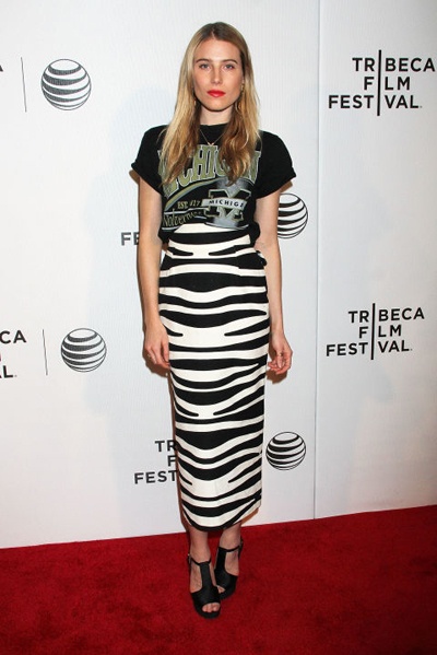 Mỹ nhân Hollywood diện áo thun trên thảm đỏ ảnh 5 My nhan Hollywood dien ao thun tren tham do anh 5