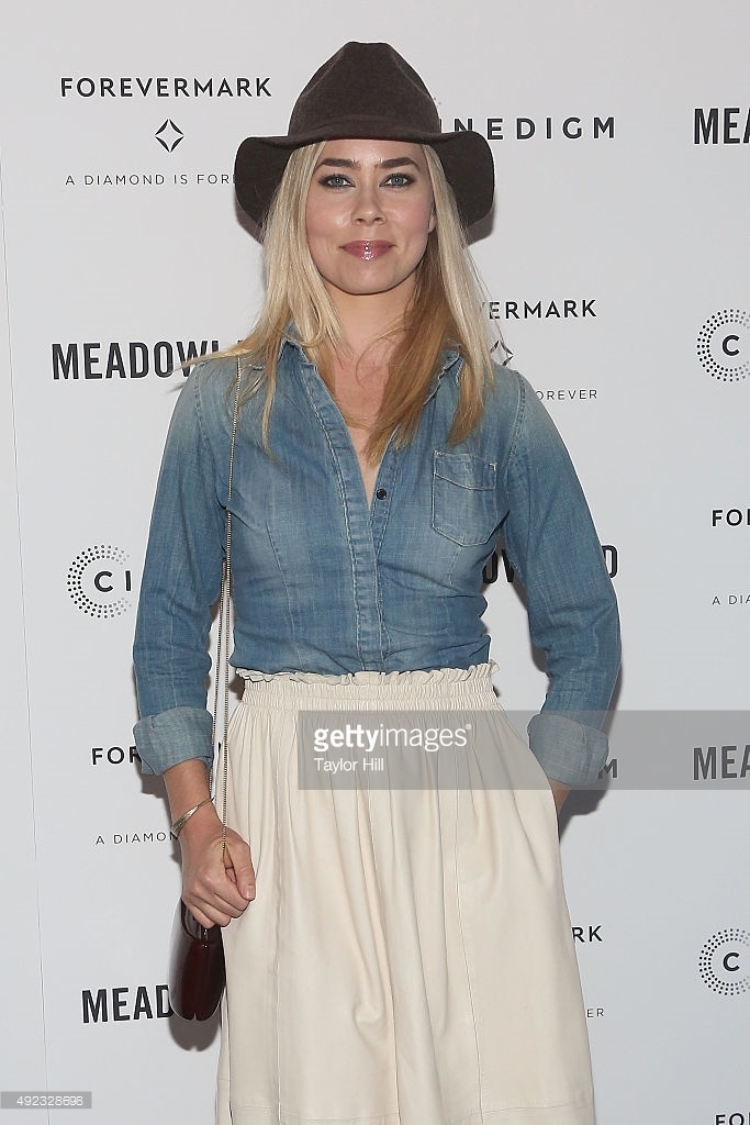 Mix sơ mi và chân váy ảnh 4 Mix so mi va chan vay anh 4