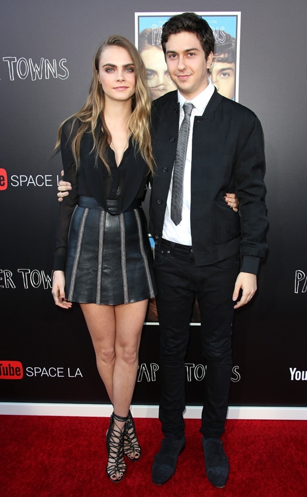 Mặc xuyên thấu như Cara Delevingne ảnh 11 Mac xuyen thau nhu Cara Delevingne anh 11