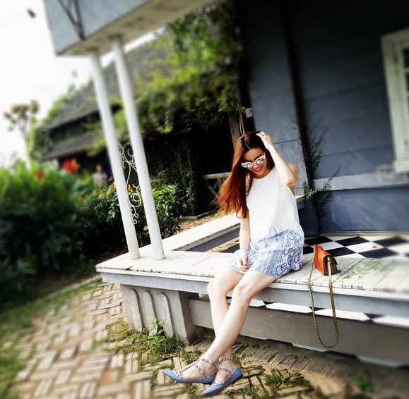 giá váy áo của Hồ Ngọc Hà và Minh Hằng ảnh 13 gia vay ao cua Ho Ngoc Ha va Minh Hang anh 13