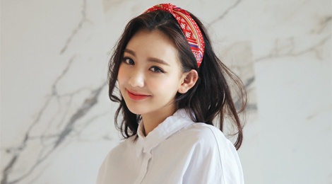 Muon kieu quen nong voi bang do, kep toc ngay he hinh anh