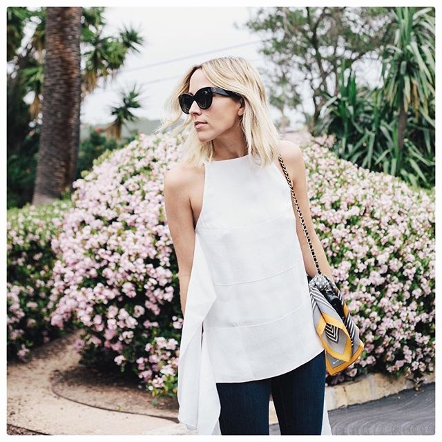 Mặc đẹp cho cô nàng ngực nhỏ ảnh 3 Mac dep cho co nang nguc nho anh 3