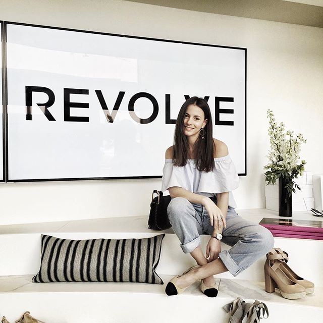 Mặc đẹp cho cô nàng ngực nhỏ ảnh 6 Mac dep cho co nang nguc nho anh 6