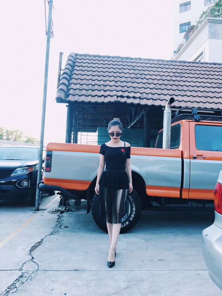 thời trang khác phục vóc dáng hương tràm ảnh 11 thoi trang khac phuc voc dang huong tram anh 11