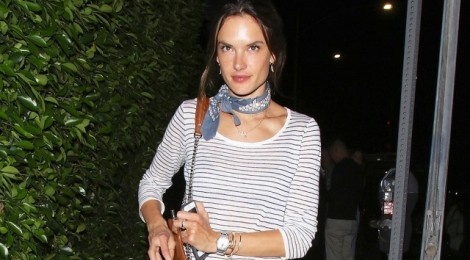 Sao ngoai bien tau khan bandana thanh vong co choker hinh anh