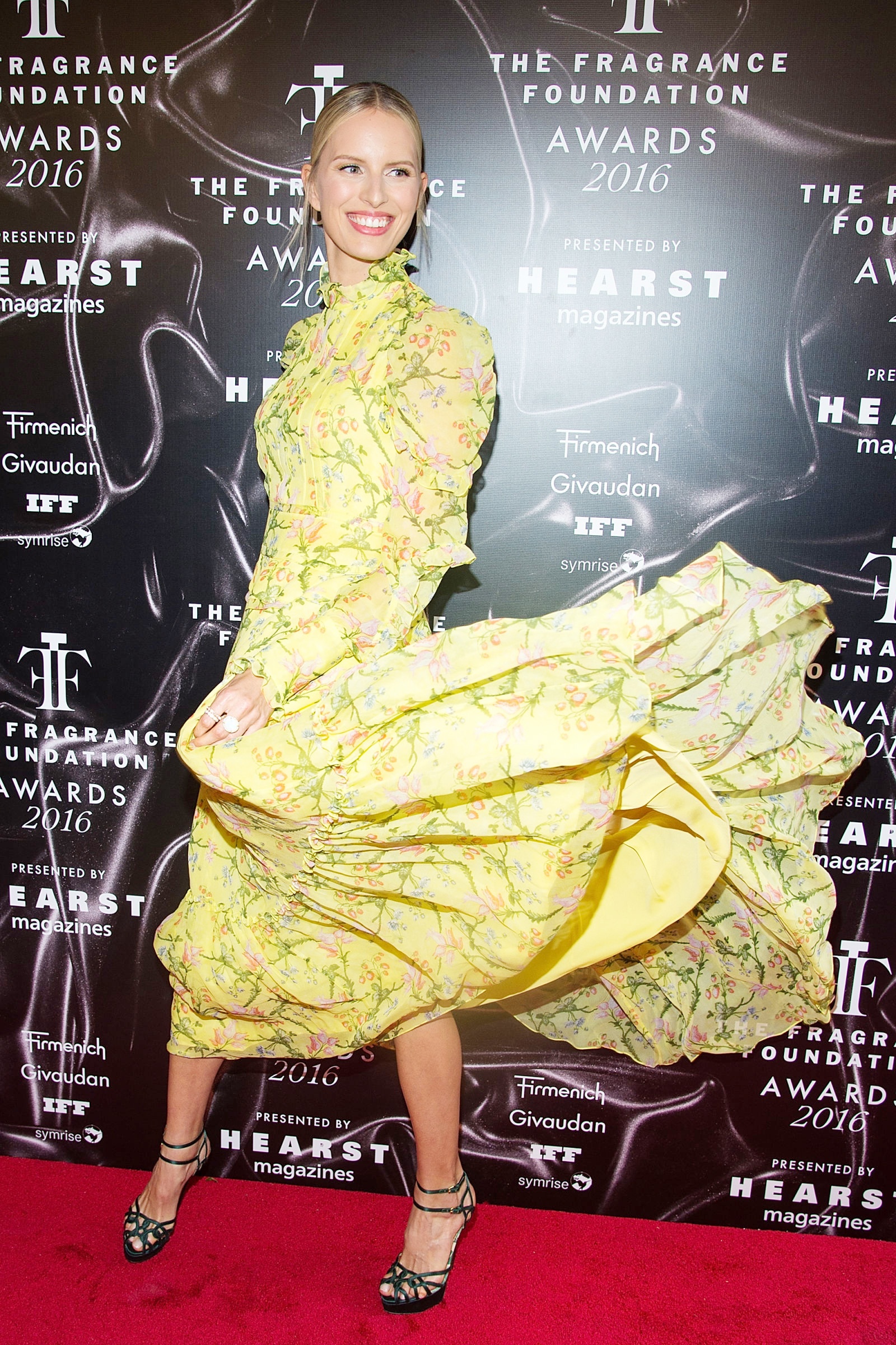 vay hoa he 2016 anh 10