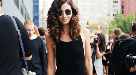 6 goi y phoi do den cho ban gai trong ngay he hinh anh