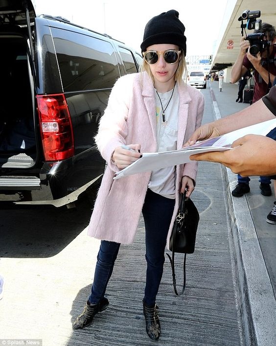 Thoi trang san bay cua sao ngoai anh 7