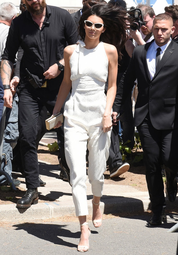 Bo suu tap jumpsuit cua Kendall Jenner anh 1