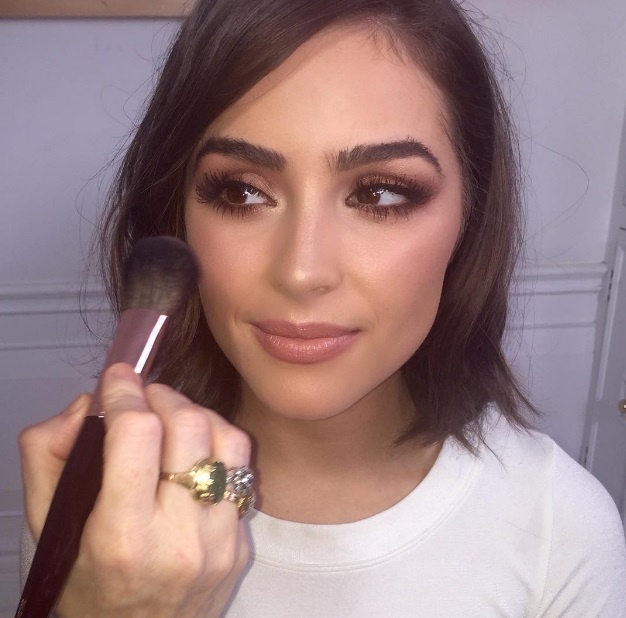 Y tuong trang diem quyen ru anh 2