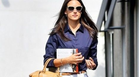 Dien quan jean trang ton dang nhu sieu mau quoc te hinh anh