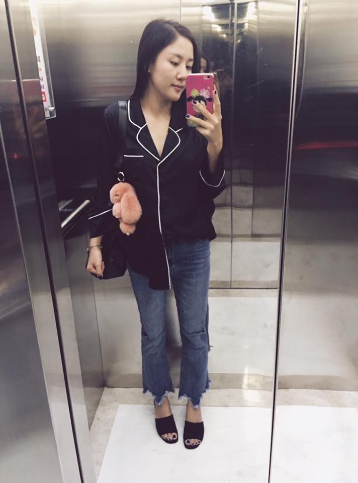 thời trang đen,  cách mix đồ đen,  cách mặc đồ đen ảnh 4 thoi trang den,  cach mix do den,  cach mac do den anh 4