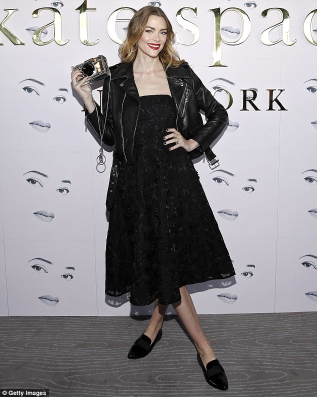 Sao ngoai dien jacket da anh 2