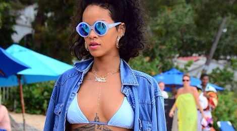 Tu do so mi denim doc dao cua Rihanna hinh anh