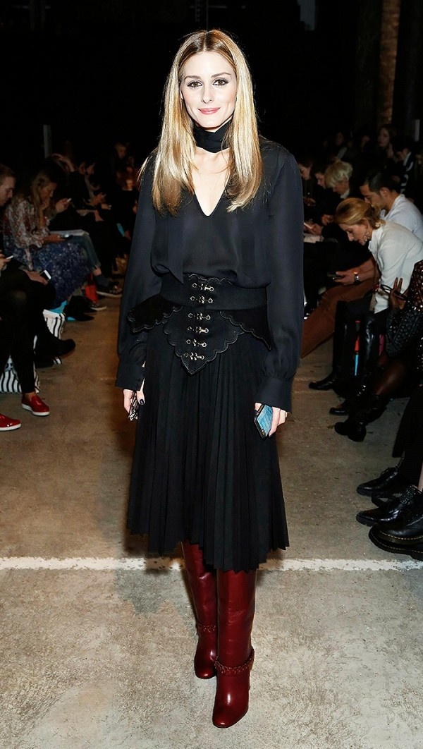 Sao ngoai dien ao co choker anh 7