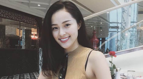 Mau ao sao Viet nao cung can trong tu do mua thu hinh anh