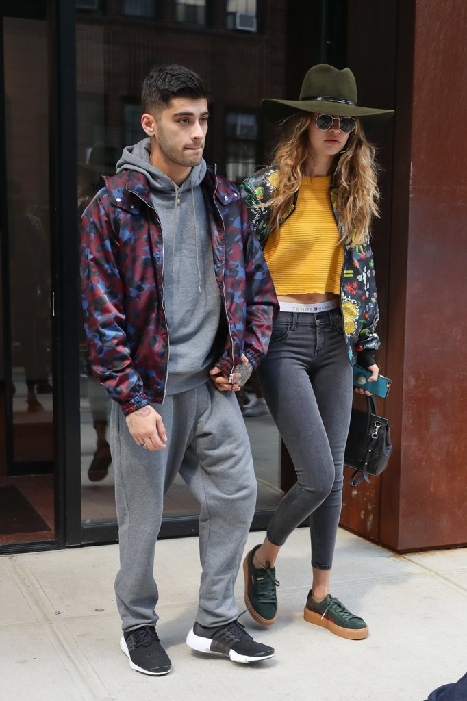 Diện áo khoác bomber như Gigi Had ảnh 5 Dien ao khoac bomber nhu Gigi Had anh 5