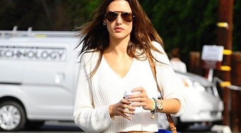 Ly do skinny jean khong con duoc sao ngoai ua chuong hinh anh