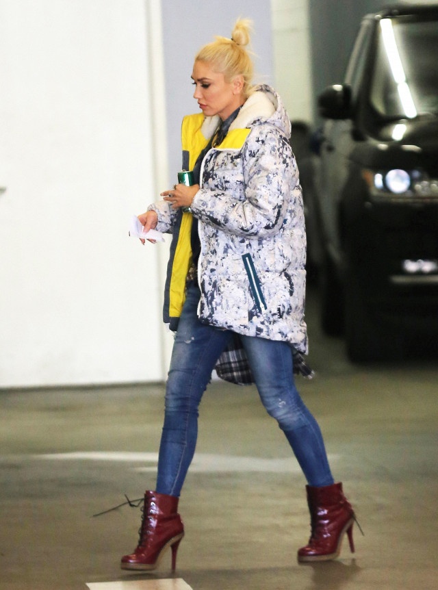 Mỹ nhân Hollywood diện áo khoác phao ảnh 8 My nhan Hollywood dien ao khoac phao anh 8