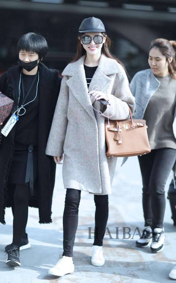 Duong Yen phoi do ngay dong anh 1