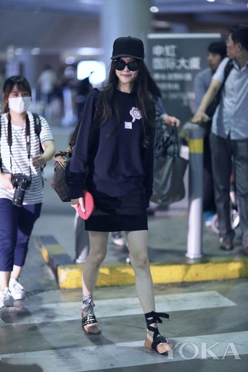 Duong Yen phoi do ngay dong anh 9